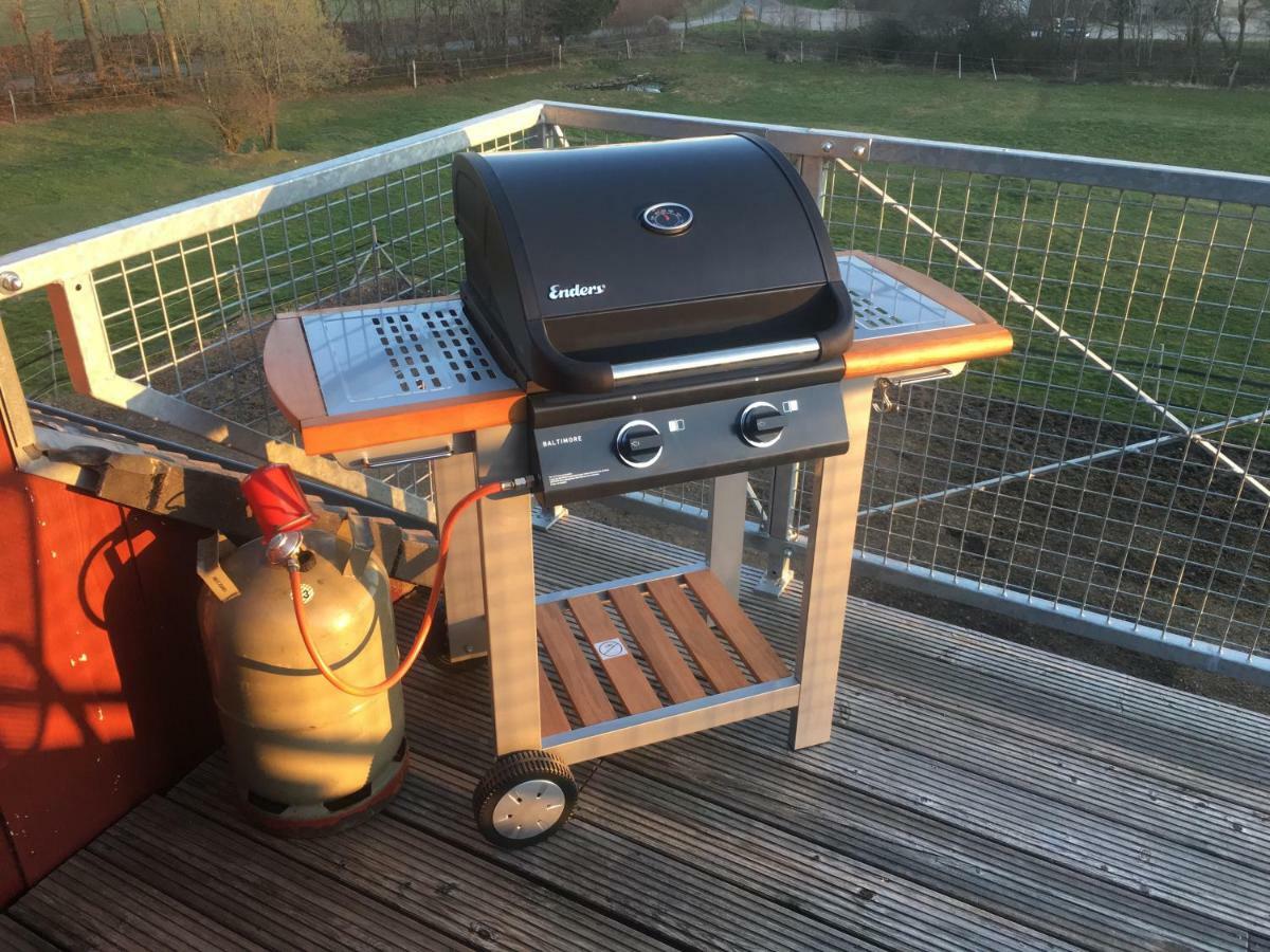 Hof Vierzehnender Im Hohen Venn - 70Qm Fachwerk-Studio - Grosses Wohn-Schlafzimmer Mit Dachterrasse Und Kaminofen - Separate Kueche - Perfekt Fuer Paare - Monschau - Eifel - Hunde Willkommen - Islandpferde Bagian luar foto